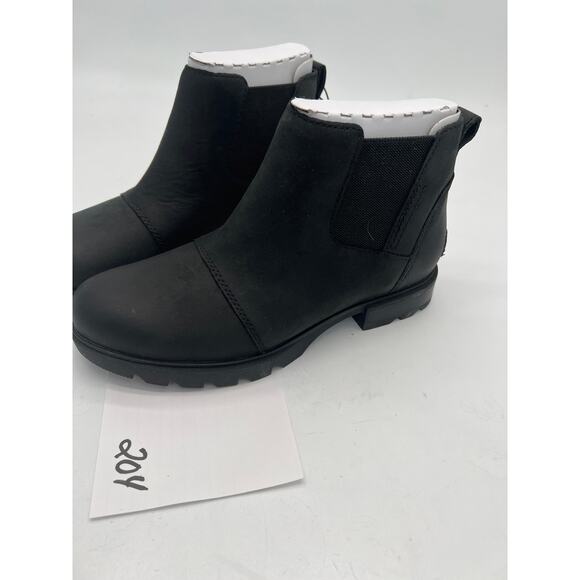 Sorel Emelie lll WP boots. Women 6. Pull on.
B207 - Picture 11 of 16